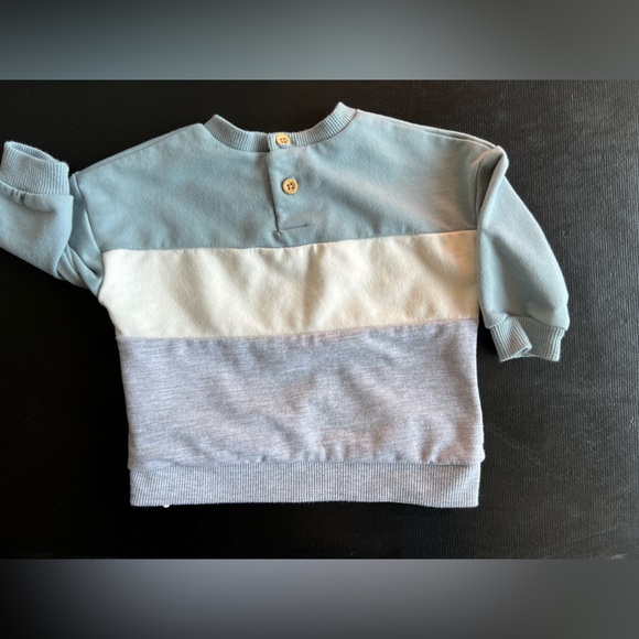 Infant baby pl baby 6M 3 piece shorts, pants, sweatshirt set - Picture 5 of 6